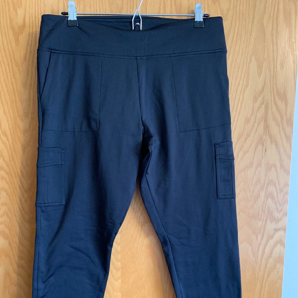 NWOT Pink Fleece Lined Cargo Leggings XL